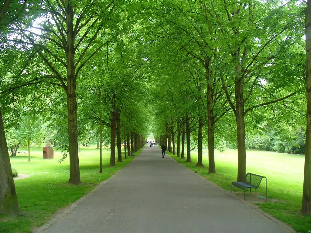Ferienwohnung Rheinaue Cologne Almanya